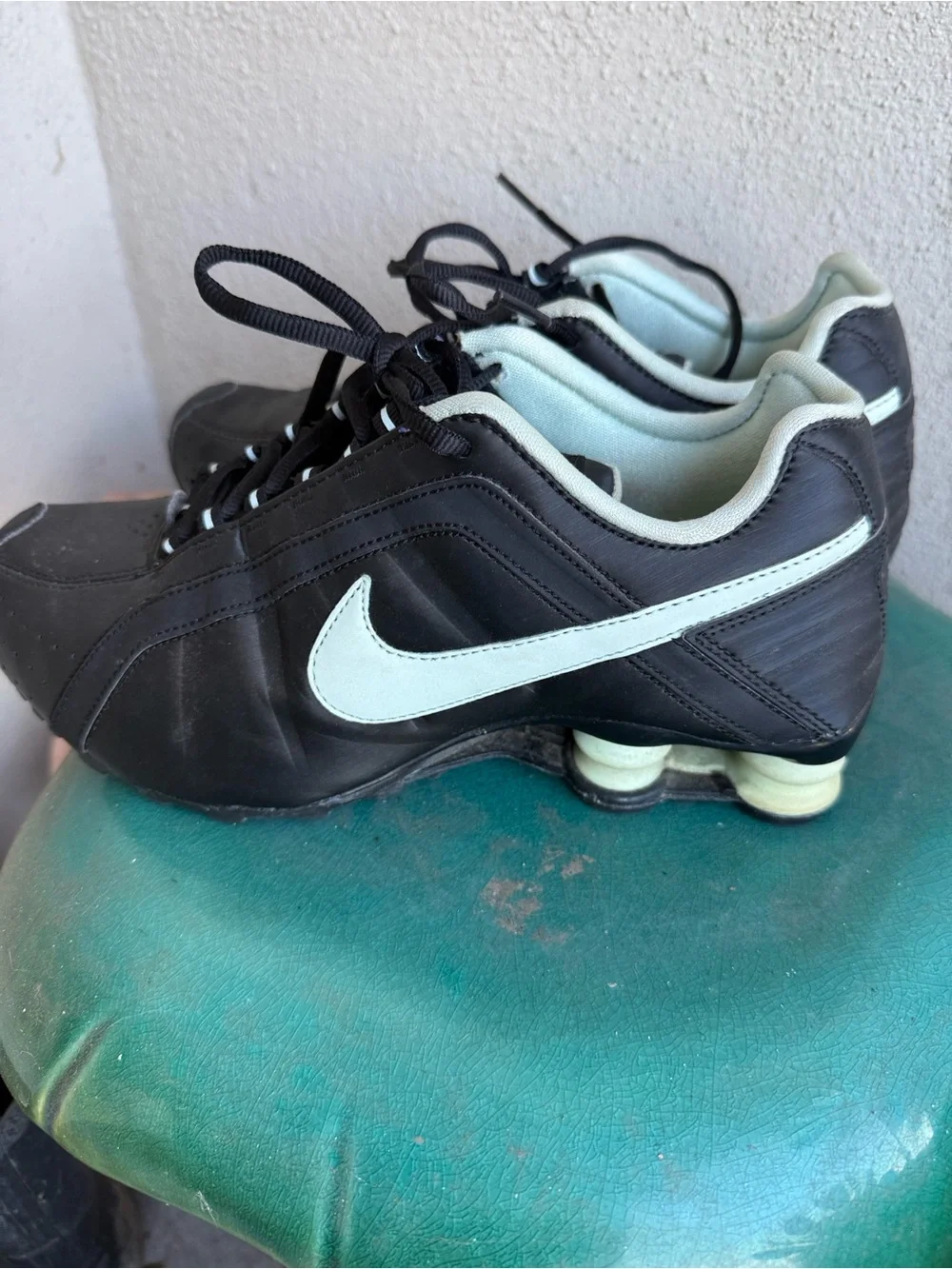 Nike Women’s Black Shox Junior Athletic Shoes